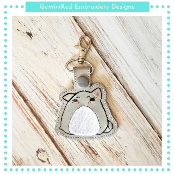 Chubby Cat Key Fob {Eyelet & Snap}