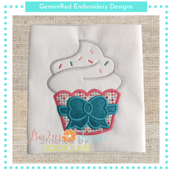 Cupcake with Bow {Four Sizes}