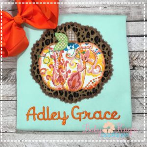 Pumpkin in Scallop Frame Blanket Stitch {Four Sizes}