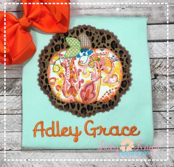 Pumpkin in Scallop Frame Blanket Stitch {Four Sizes}