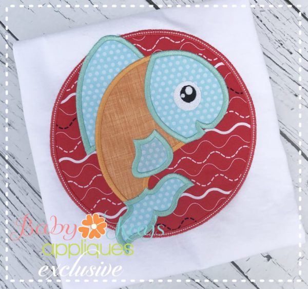 Fish in Circle Frame {Four Sizes}