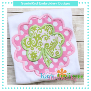 Scallop Frame Clover {Four Sizes}