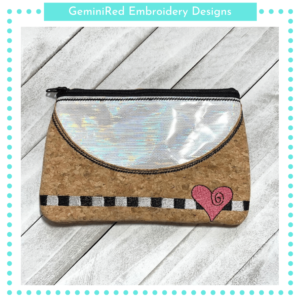 Top Zip Heart Bag {5x7}