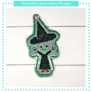 Witch Zipper Pull {4x4}
